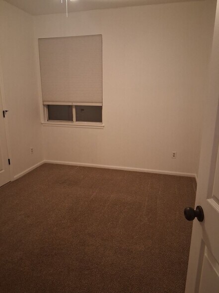 Building Photo - 1089 S Walden Way