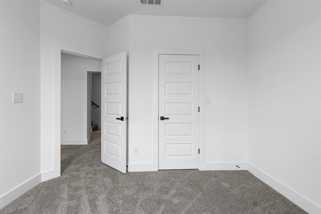 Building Photo - 3421 Sanjeev Dr