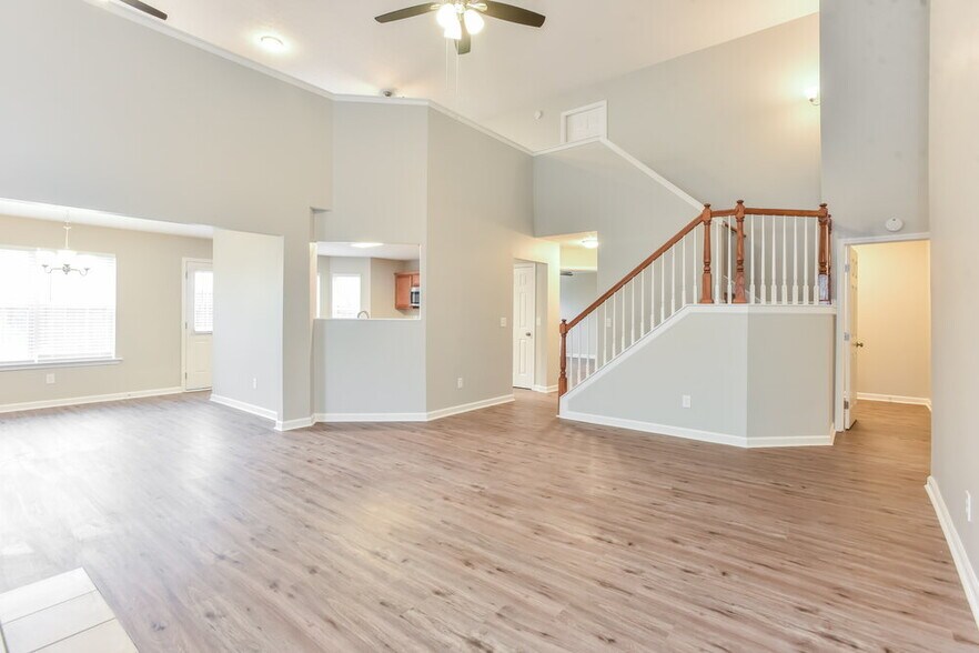 Building Photo - 1147 Benton Mason Dr
