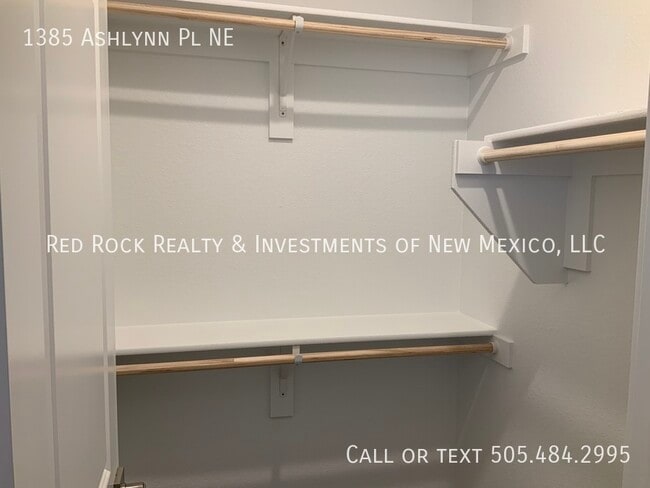 Building Photo - 1385 Ashlynn Pl