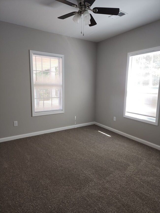 Building Photo - 7030 US-51