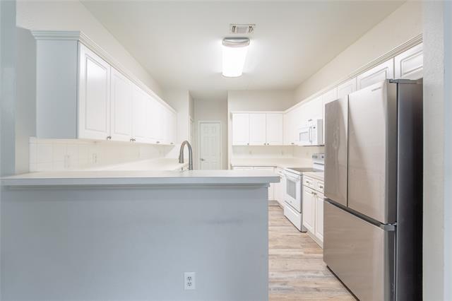 Building Photo - 1801 Fern Ct