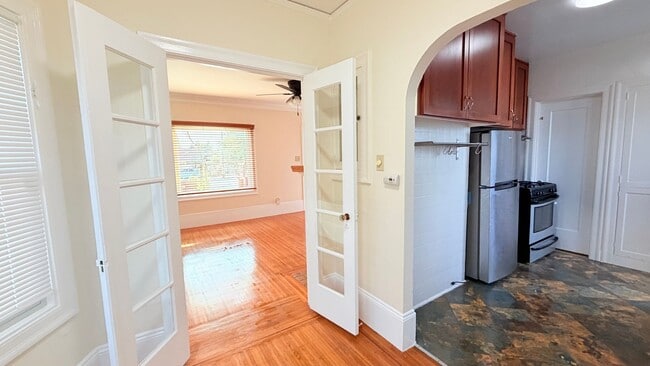 Building Photo - 3265 Liese Ave