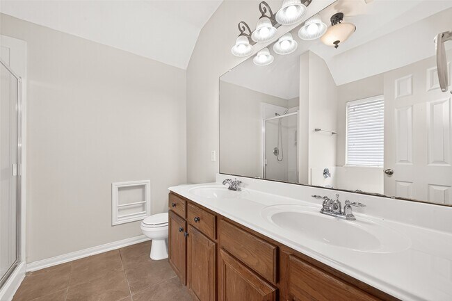 Building Photo - 6030 Wildbriar Ln