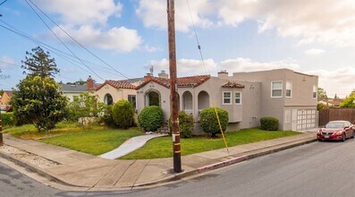 Building Photo - Beautiful Modern Home in San Leandro w/ Premium Kitchen Upgrades & Private Backyard Pergola