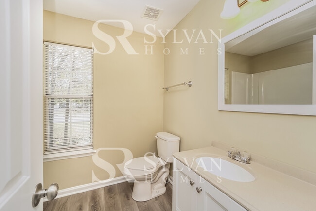 Building Photo - 8919 Vicksburg Rd