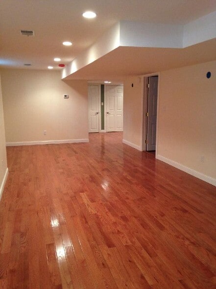 Building Photo - 222 Winchester St