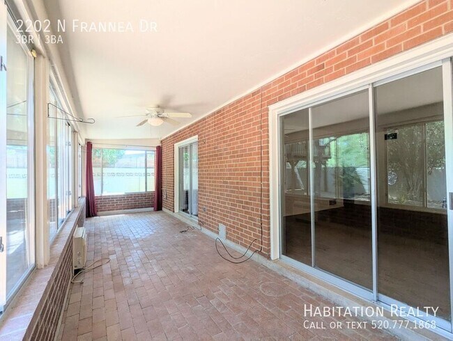 Building Photo - 2202 N Frannea Dr