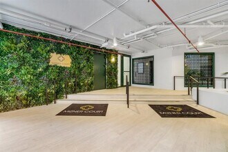 Building Photo - 100 SE 5th Ave