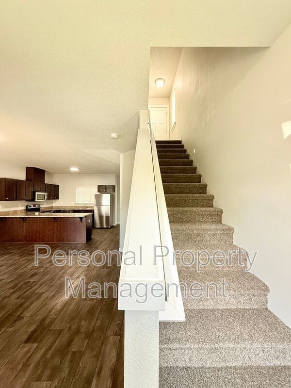 Building Photo - 12600 NE 49th St