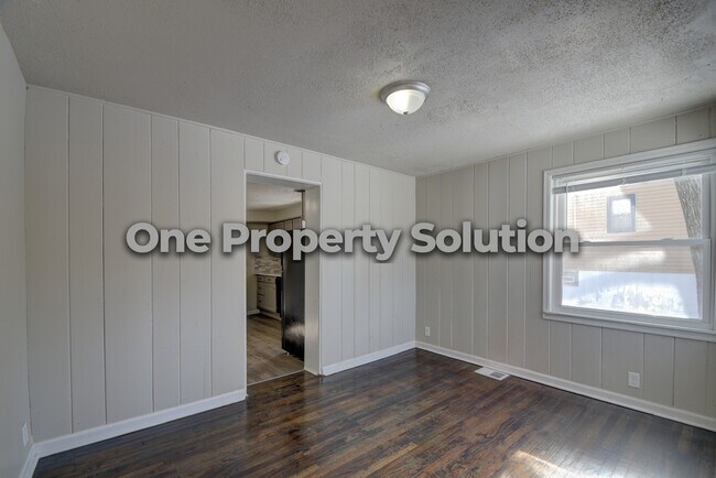 Building Photo - 2642 Clay St