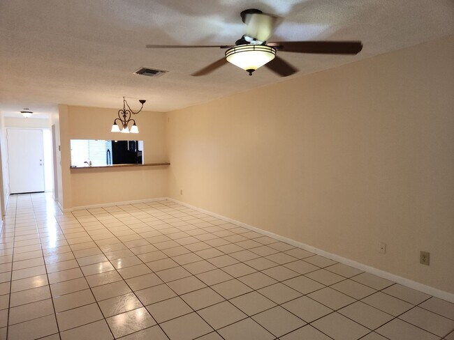 Building Photo - Cute 2 bedroom Apartment for rent
