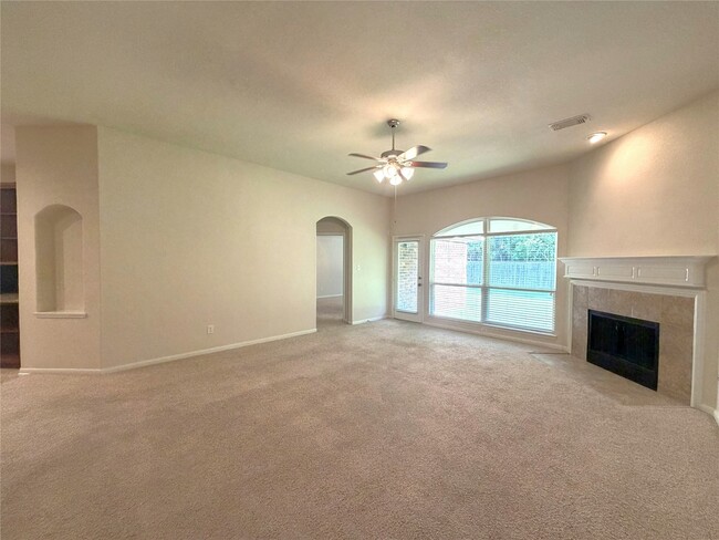 Building Photo - 21411 Venture Park Dr