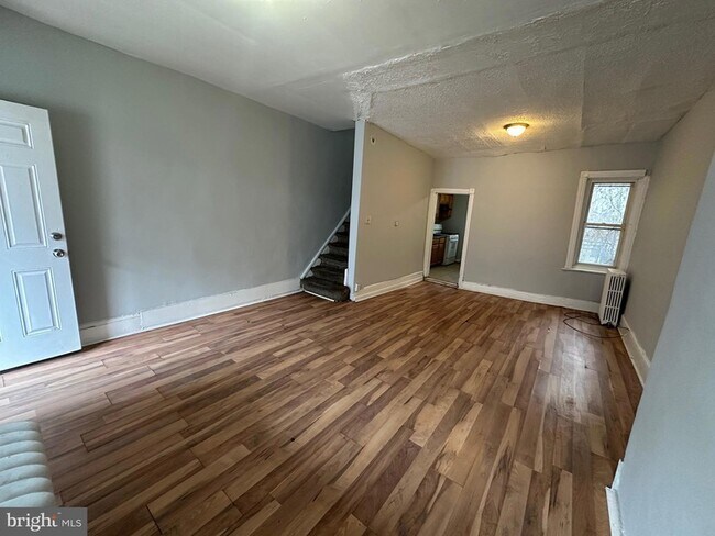 Building Photo - 4513 N Colorado St