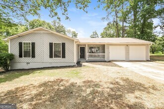 Building Photo - 6974 Babbling Brook Dr