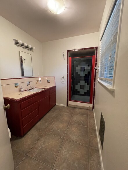 Building Photo - 2953 Rockhill Way