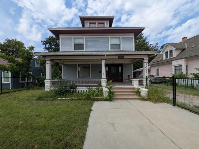 Primary Photo - 1625 N Market St
