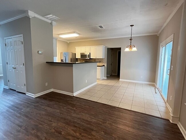 Building Photo - 10055 Lauren Hall Ct