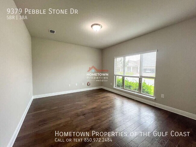 Building Photo - 9379 Pebble Stone Dr