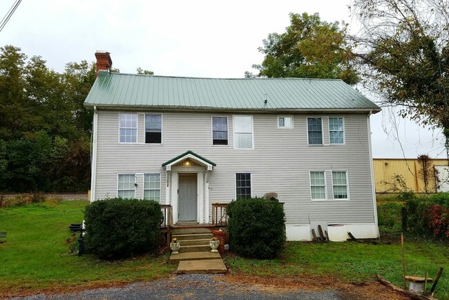 Building Photo - Mink Place Apartments