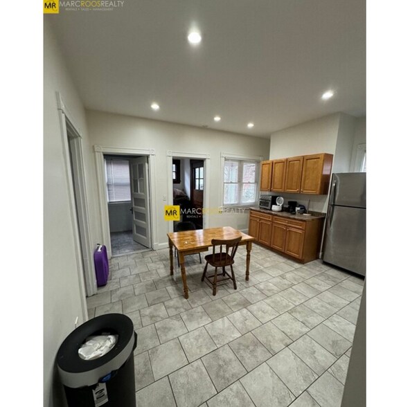 Primary Photo - 27 Orkney Rd