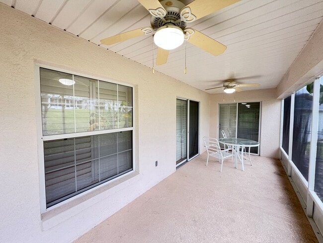 Building Photo - Modern 3-Bedroom, 2-Bathroom Home in Ocala! WASHER & DRYER INCLUDED!