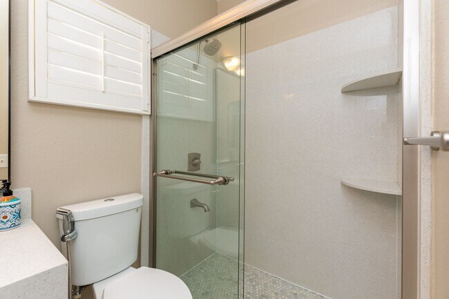 Building Photo - 3 bed, 2.5 bath DETACHED home in SCRIPPS RANCH