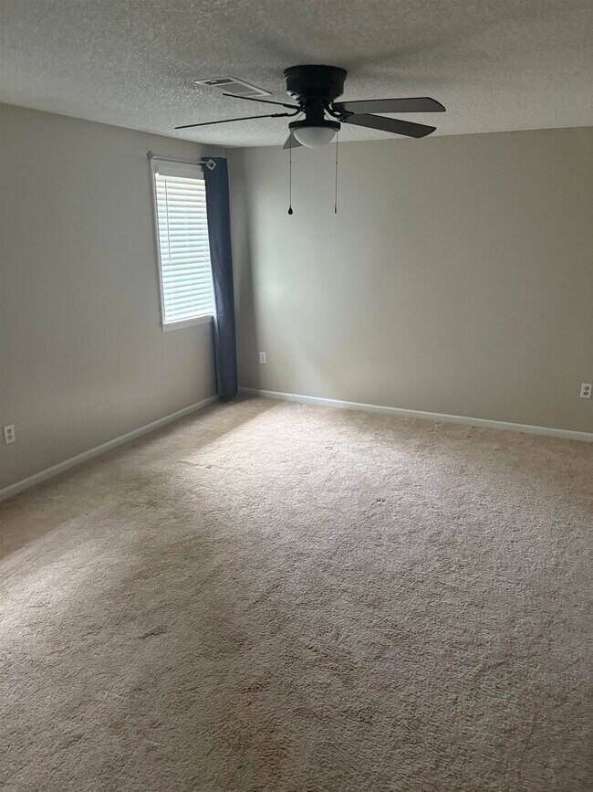 Building Photo - 1150 Tararidge Dr