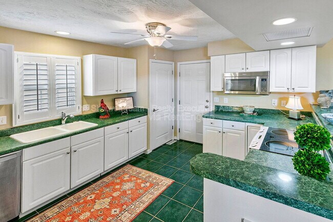 Building Photo - 8508 Angel Oak Ct