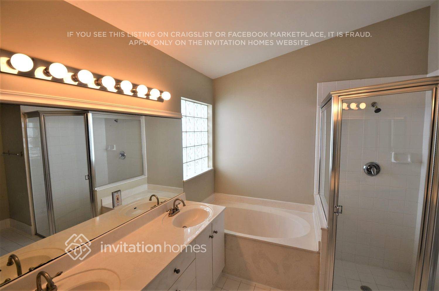 Building Photo - 5036 Heron Pl