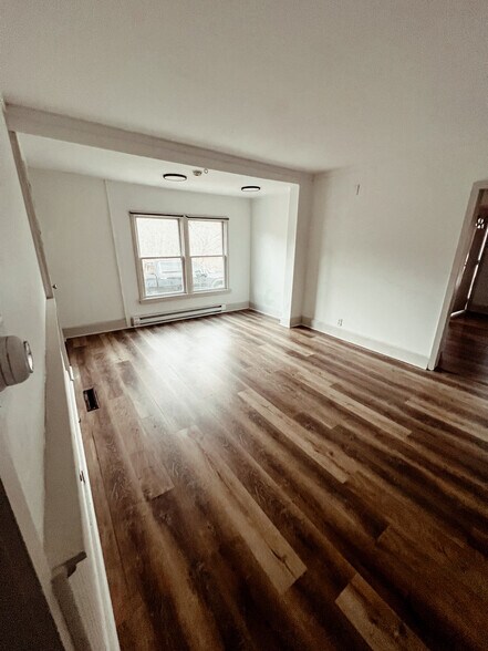 Building Photo - 20 Park St