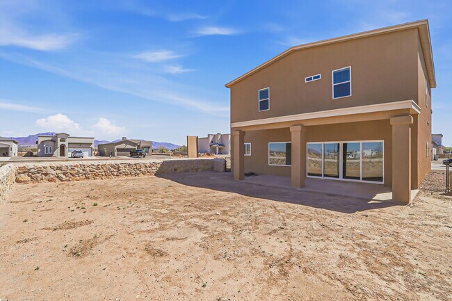 Building Photo - 905 Louisiana Downs Ave