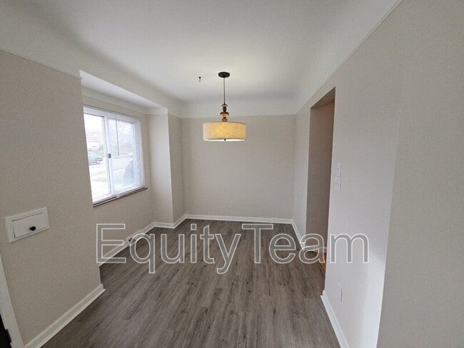 Building Photo - 5462 Joey Terrace