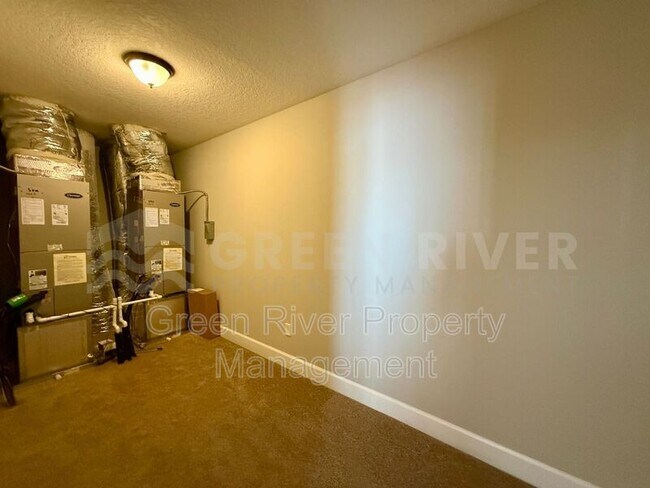 Building Photo - 4019 Cormorant Ln