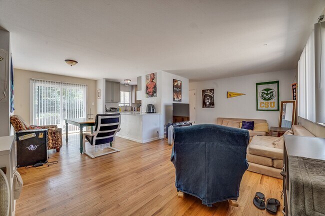Building Photo - Lovely 4 Bed 2 Bath Ranch-Style House in Fort Collins!