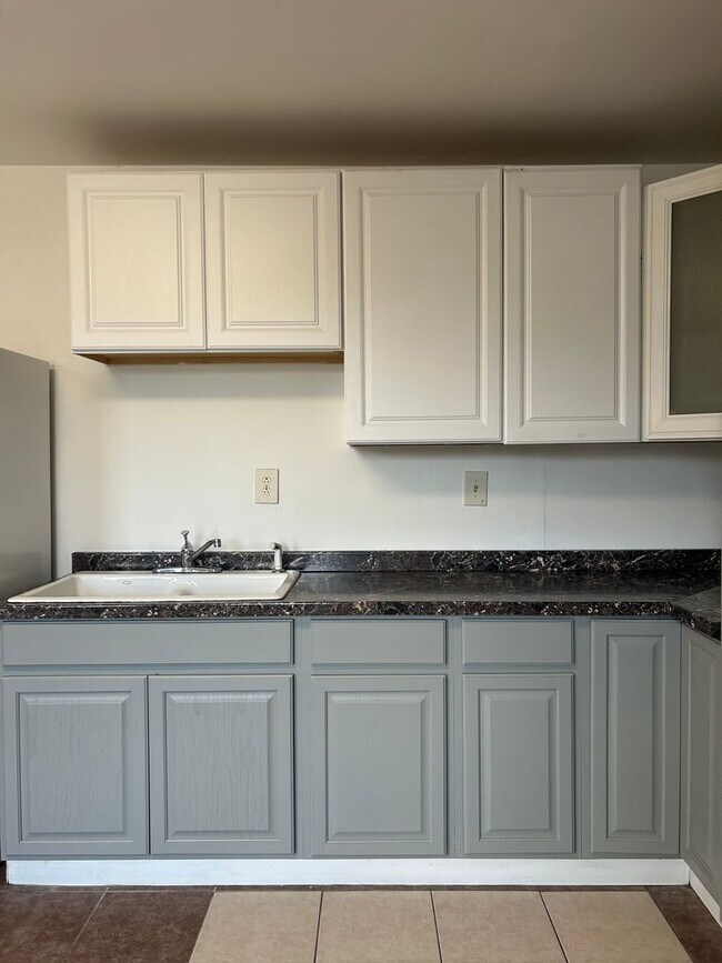 Building Photo - shad3162-3164