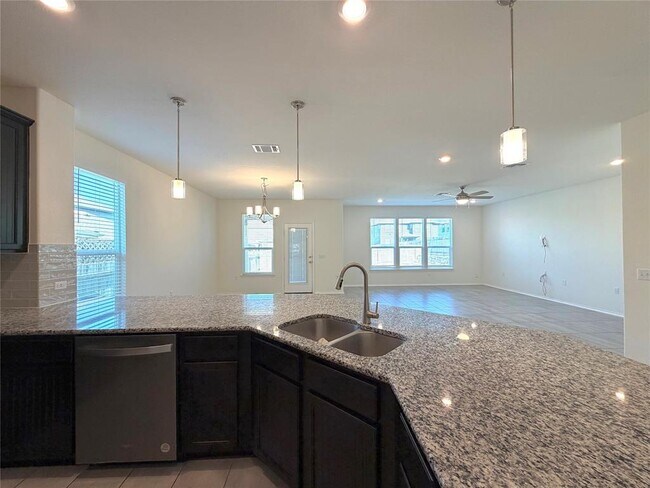 Building Photo - 12508 Karasu Dr