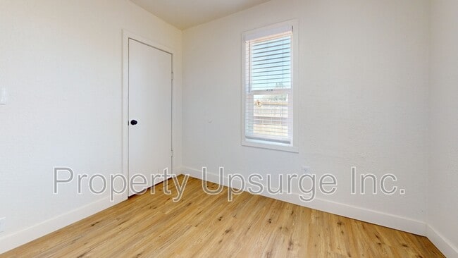 Building Photo - 4566 Virginia Ave