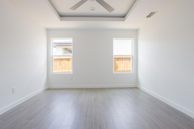 Building Photo - 9910 Caddo Lp