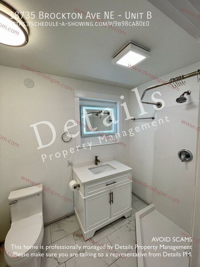 Building Photo - New Detached Studio w/Garage, Laundry  & E...