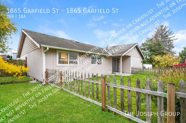 Building Photo - 1865 Garfield St