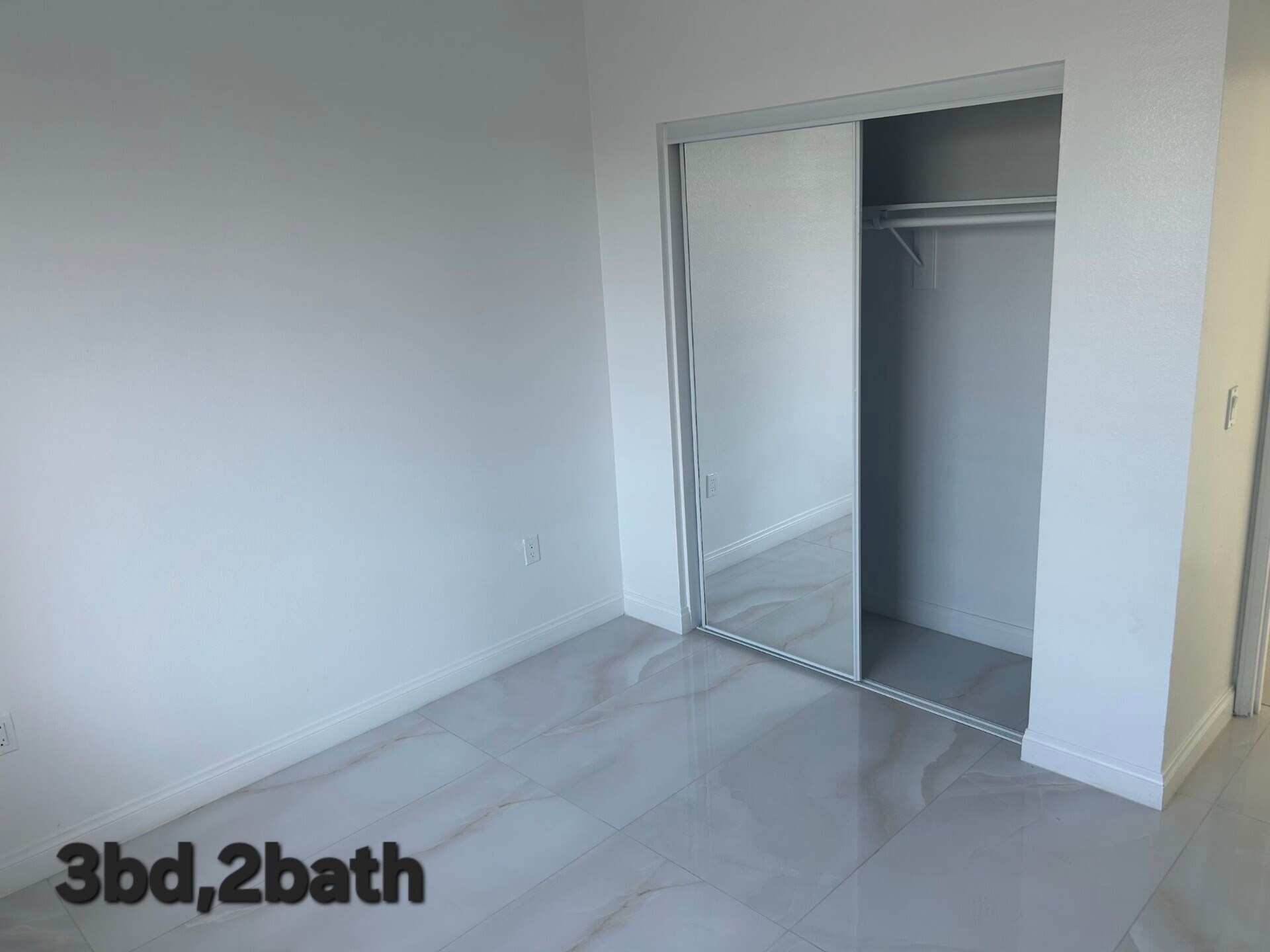 Building Photo - 8153 Banana Ave