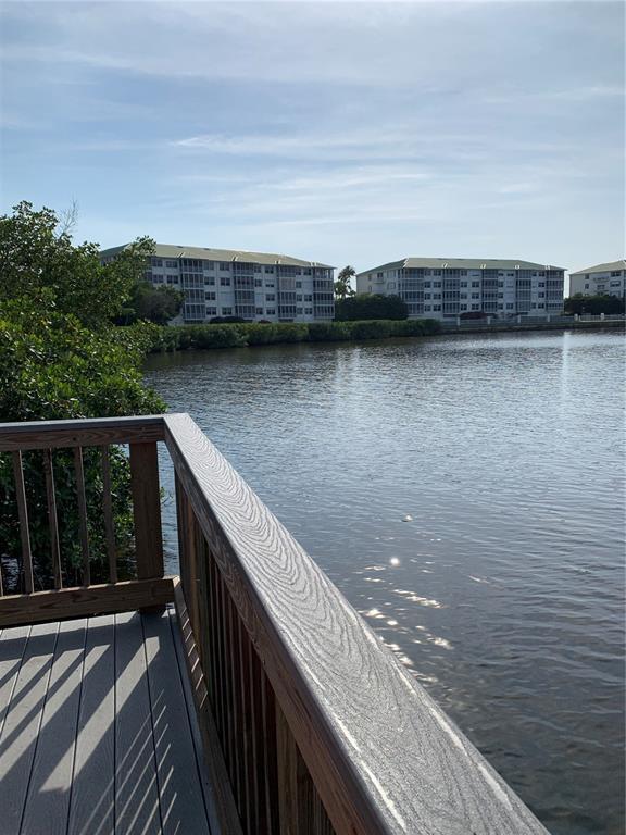 Building Photo - 200 Harbor Walk Dr