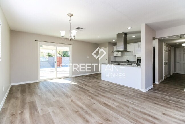 Building Photo - Now offering the first full months rent free!