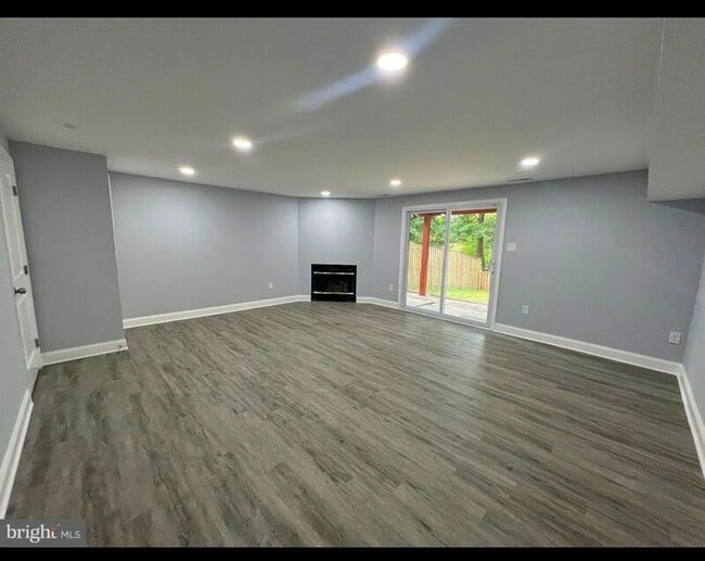 Building Photo - 43 Wellspring Cir