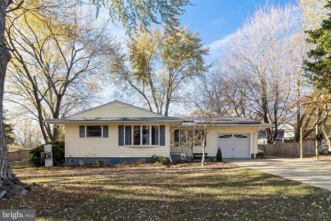 Building Photo - 40905 Spring House Ln