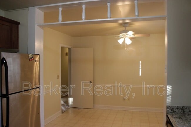 Building Photo - 405 Killington Dr