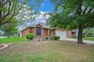 Building Photo - 1001 Campbell Dr