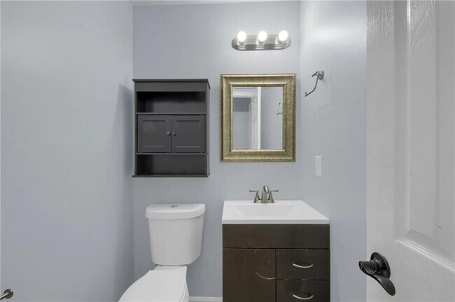 Building Photo - 957 Keldron Ct