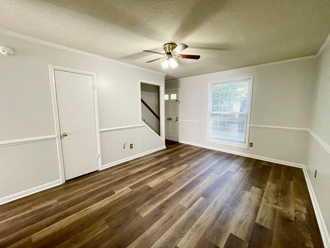 Building Photo - Rosewood